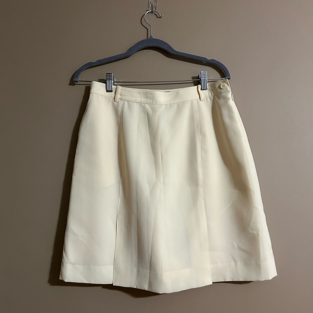Astra Classic Microfiber Golf Elegant Cream Yellow A-Line Women's Skirt